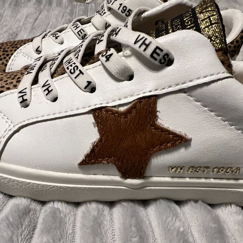 Girls' VINTAGE HAVANA Big Kid Gita Leopard Sneakers Size 4